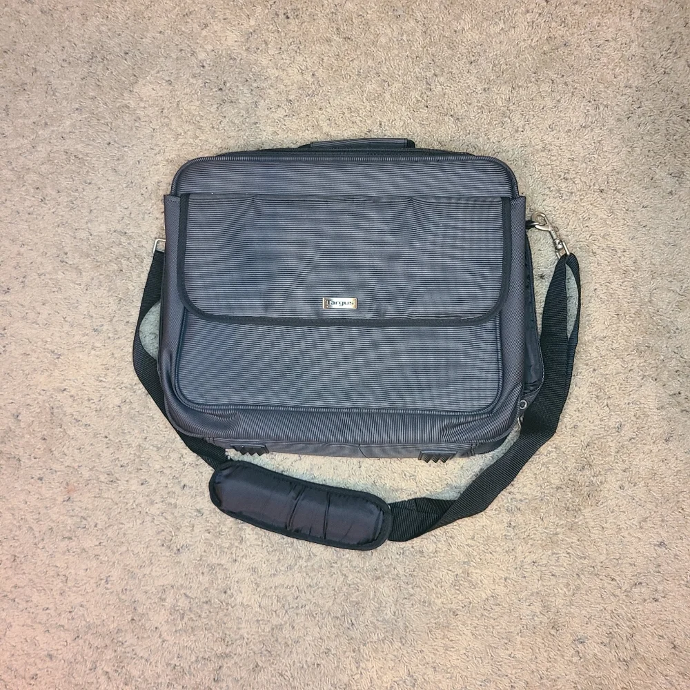 NWOT Targus Laptop Bag